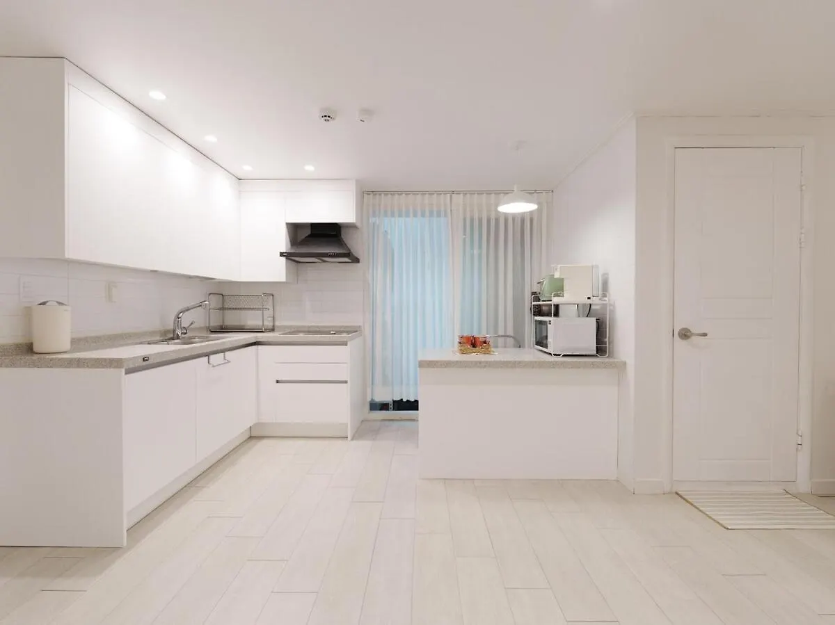 Appartement New109House #5Min To Kondae Entrance Station #8People4Qbed #Seongsu #Seoul Forest #Lotte World #Coex #Netflix #Free Parking